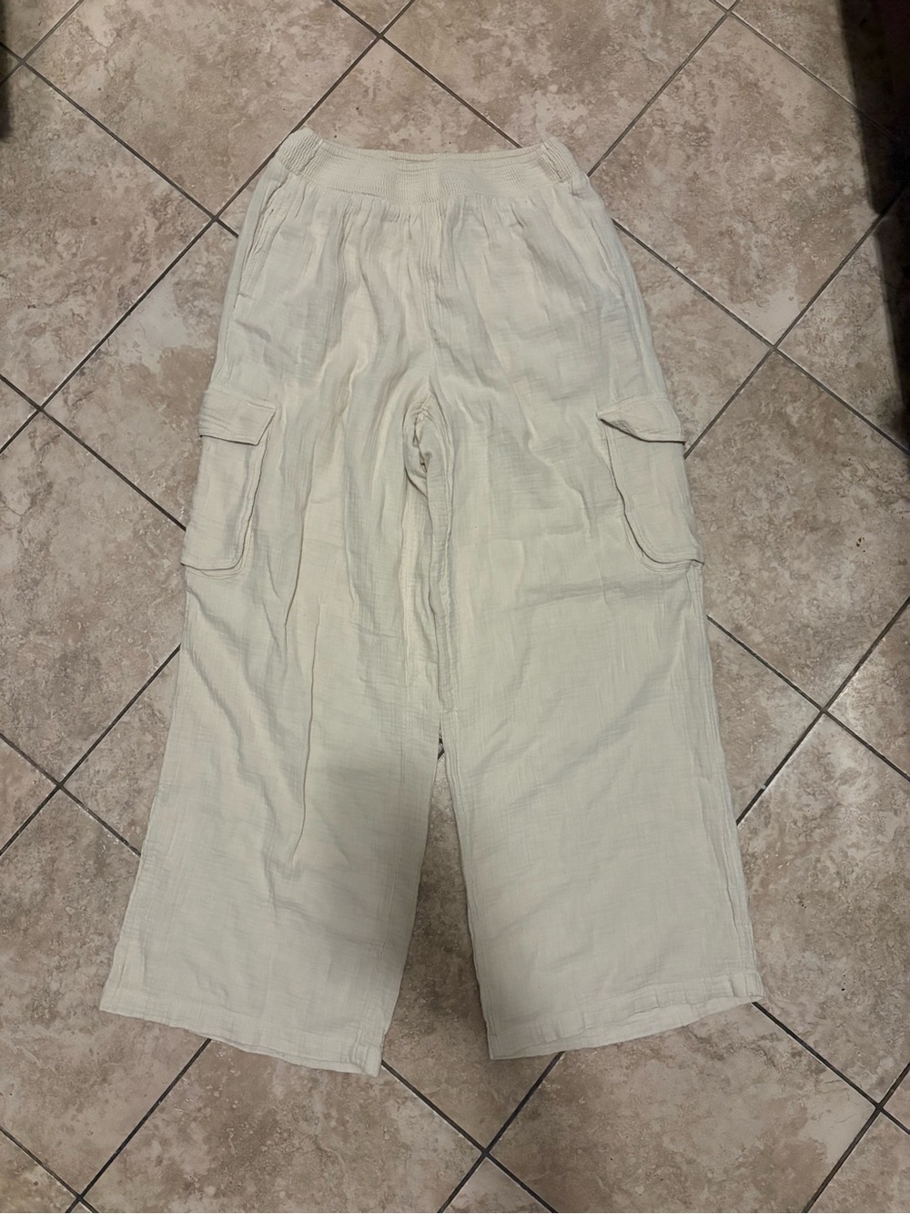 Aerie Cream Wide-Leg Cargo Gauzy Pants